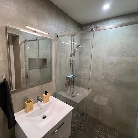 Domaine Baccia Donna - Jacuzzi Chauffe, Climatisation, Parking Prive - Monaco La Trinité