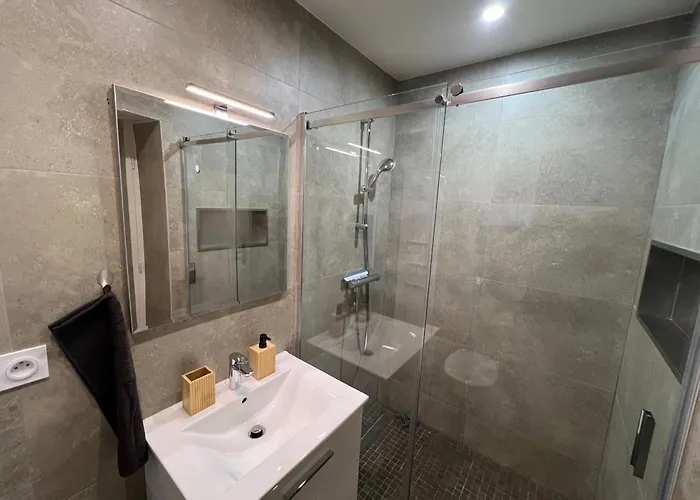 Domaine Baccia Donna - Jacuzzi Chauffe, Climatisation, Parking Prive - Nice Monaco La Trinité