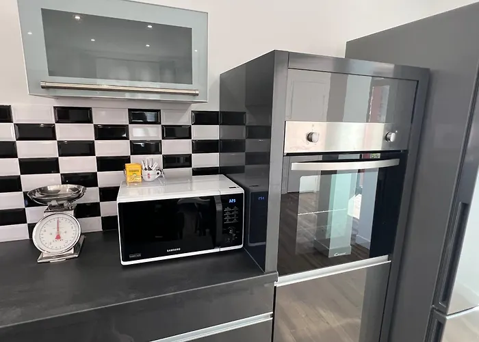 Daire Domaine Baccia Donna - Jacuzzi Chauffe, Climatisation, Parking Prive - Nice Monaco *