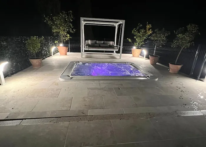Daire Domaine Baccia Donna - Jacuzzi Chauffe, Climatisation, Parking Prive - Nice Monaco *