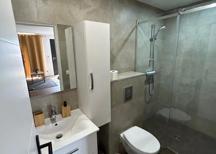 Domaine Baccia Donna - Jacuzzi Chauffe, Climatisation, Parking Prive - Nice Monaco * La Trinité