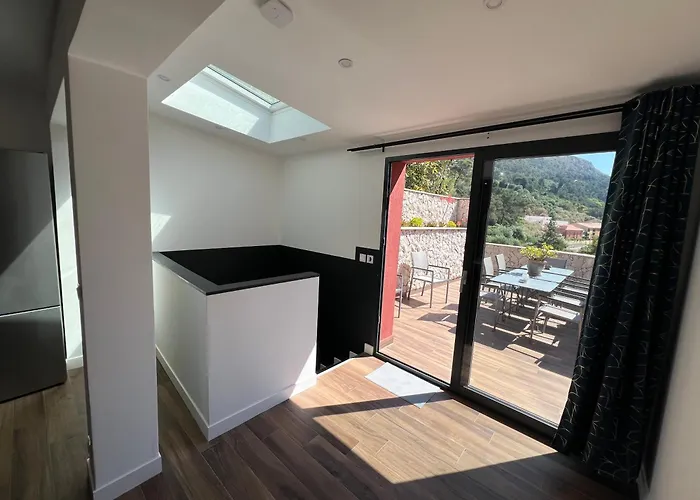 Daire Domaine Baccia Donna - Jacuzzi Chauffe, Climatisation, Parking Prive - Nice Monaco